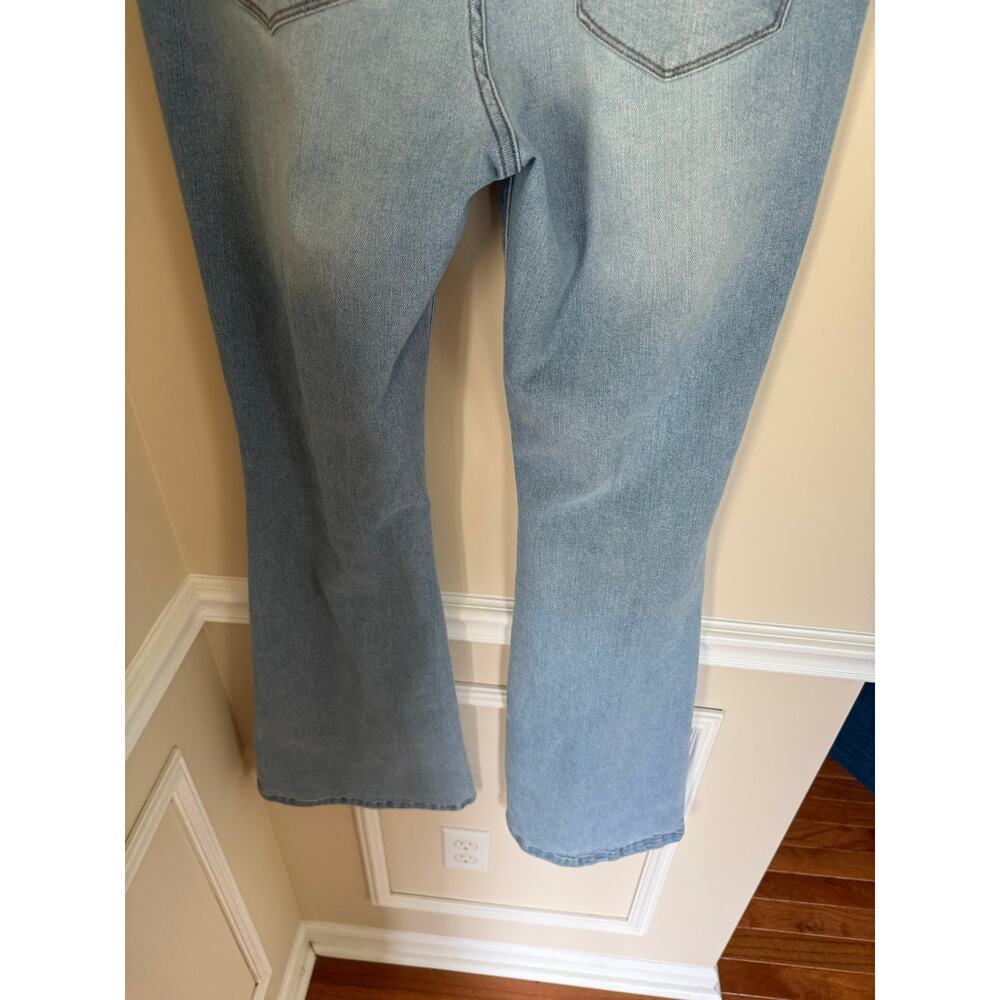 KanCan | Light Wash Denim Flare Distressed Jeans Sz 11/29 Western Preppy - Picture 6 of 9